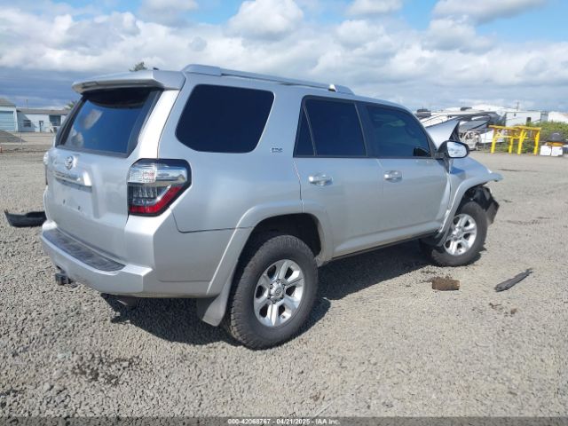 2015 TOYOTA 4RUNNER JTEBU5JR7F5216491 Photo 3