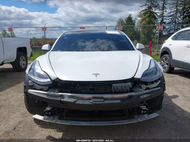5YJ3E1EC2MF096681 Tesla Model 3 Performance Dual Motor All-wheel Drive