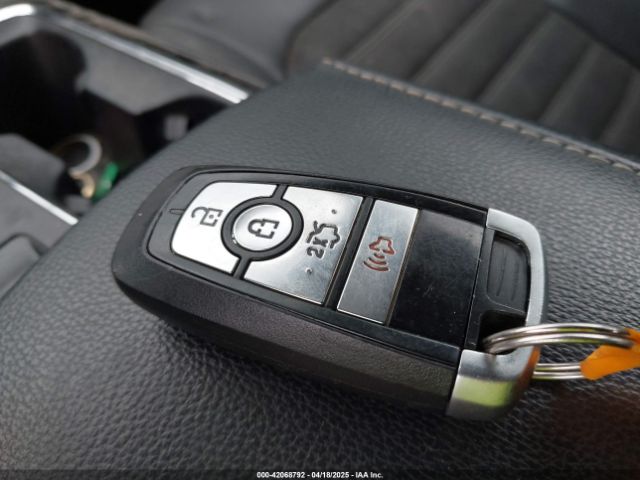 3FA6P0HD2JR170395 Ford FUSION SE