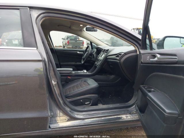 3FA6P0HD2JR170395 Ford FUSION SE