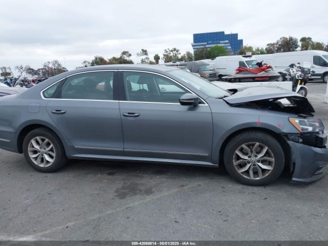1VWAT7A34HC078186 Volkswagen Passat 1.8t S