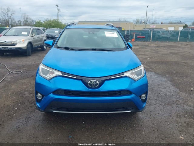Toyota Rav4 Xle 2017 JTMRFREV4HJ123496 Image 12
