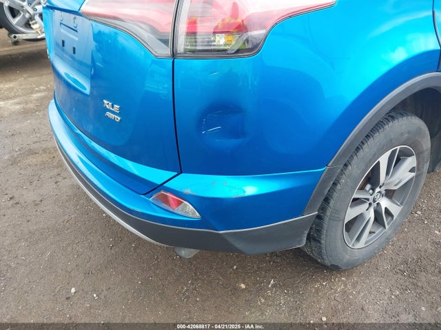 Toyota Rav4 Xle 2017 JTMRFREV4HJ123496 Image 17