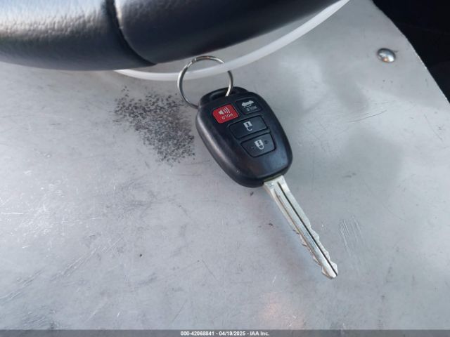 2T1BURHE7HC853918 Toyota COROLLA SE