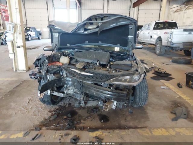1C3CCCDG2FN610754 Chrysler 200 S