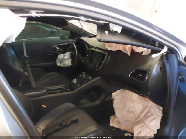 2015 CHRYSLER 200 1C3CCCDG2FN610754 Photo 4