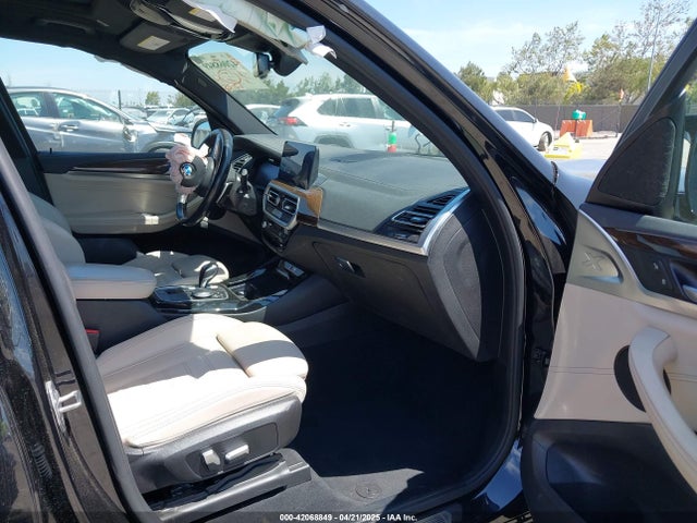 5UX83DP00N9K07562 BMW X3 M40i
