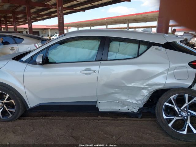 NMTKHMBX5NR147226 Toyota C-HR XLE