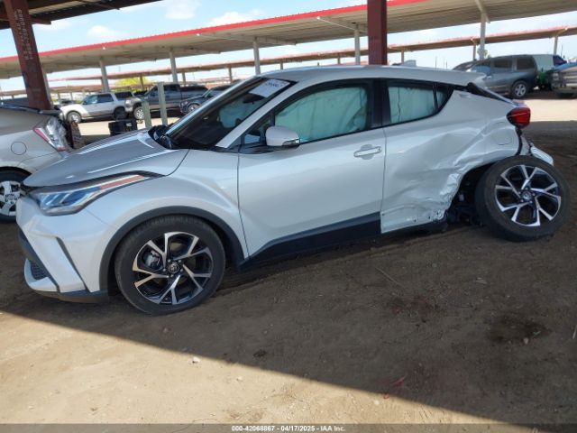 NMTKHMBX5NR147226 Toyota C-HR XLE