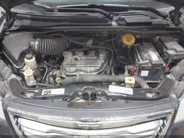 2C4RC1BG8ER300882 Chrysler Town & Country Touring