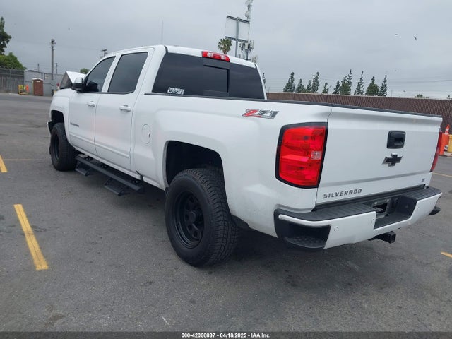 1GCUKRECXHF219494 Chevrolet Silverado 1500 2lt