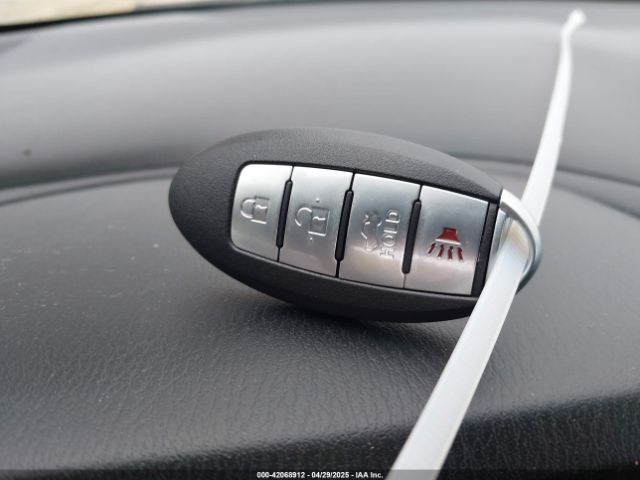 5N1AR2MN2EC723166 Nissan Pathfinder Sv