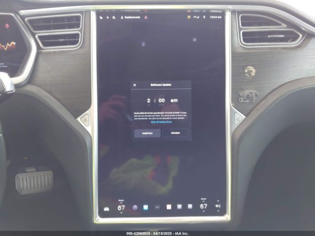 5YJSA1H16EFP32585 Tesla Model S P85