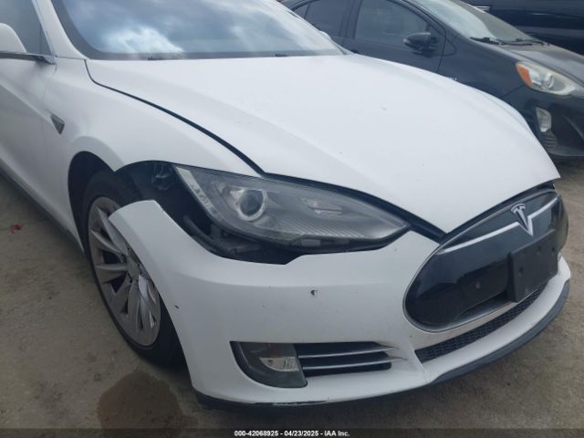 5YJSA1H16EFP32585 Tesla Model S P85