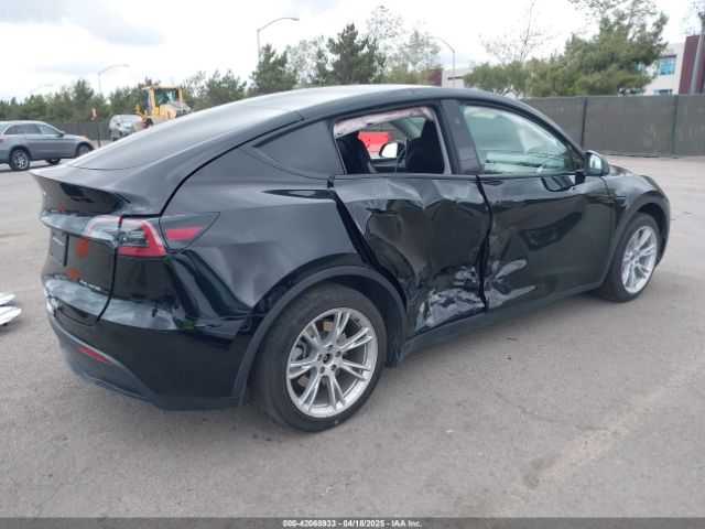 7SAYGAEE1RF085988 Tesla Model Y Long Range Dual Motor All-wheel Drive