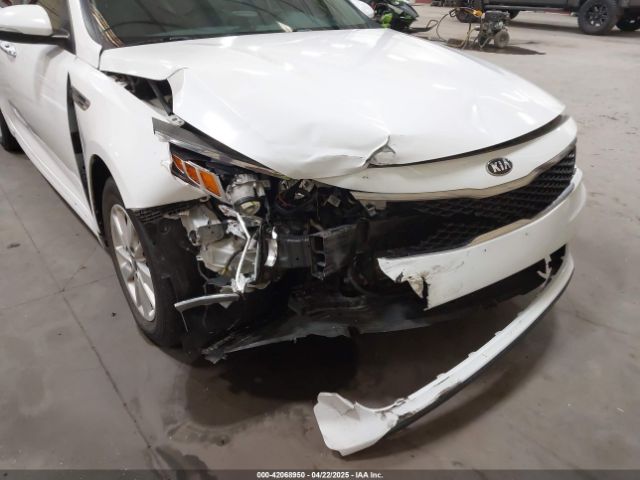 5XXGT4L38JG212678 KIA Optima Lx