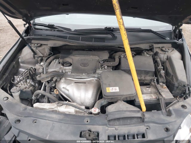 4T1BF1FK4HU783782 Toyota CAMRY LE