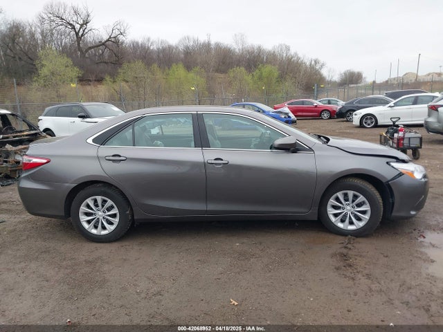 4T1BF1FK4HU783782 Toyota CAMRY LE