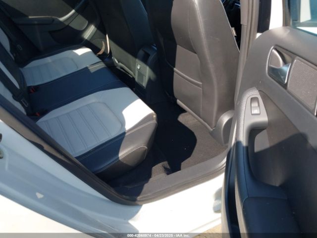 3VWD17AJ0FM202581 Volkswagen Jetta 1.8t Sport