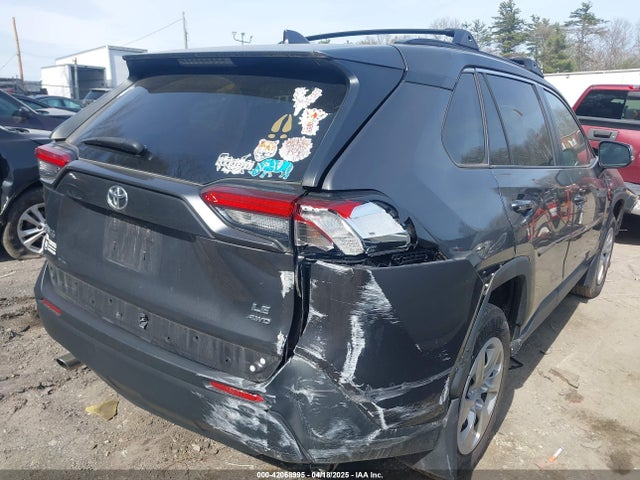 2T3G1RFV3LW108860 Toyota RAV4 LE
