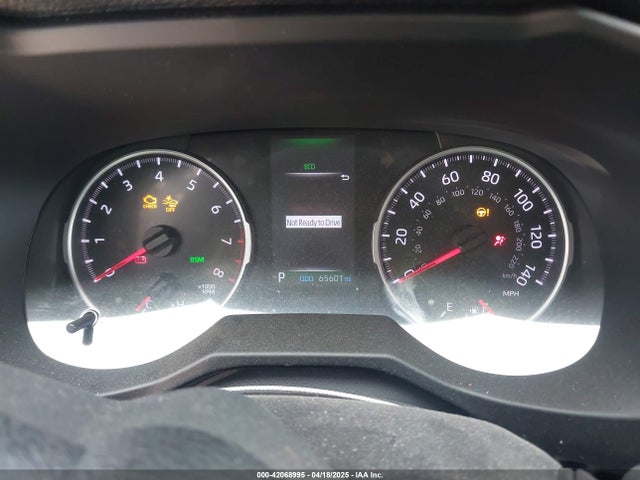 2T3G1RFV3LW108860 Toyota RAV4 LE