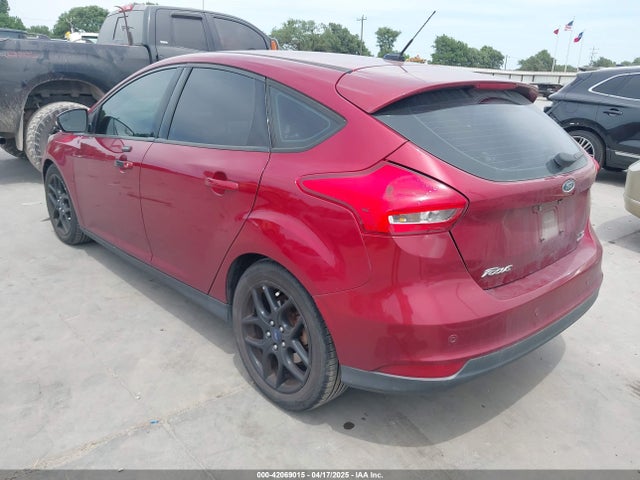 1FADP3K29GL395114 Ford FOCUS SE