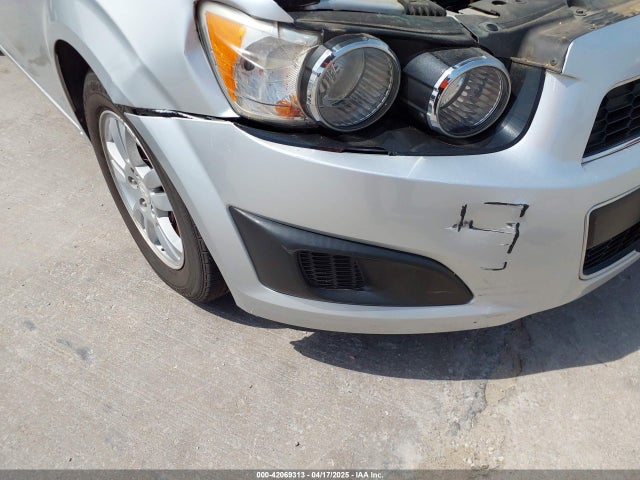 1G1JC5SH0E4210327 Chevrolet Sonic Lt Auto