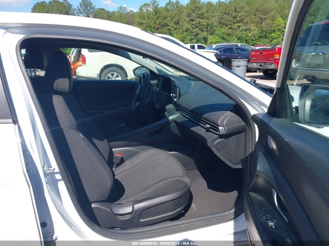 5NPLL4AG0MH040059 Hyundai ELANTRA SE