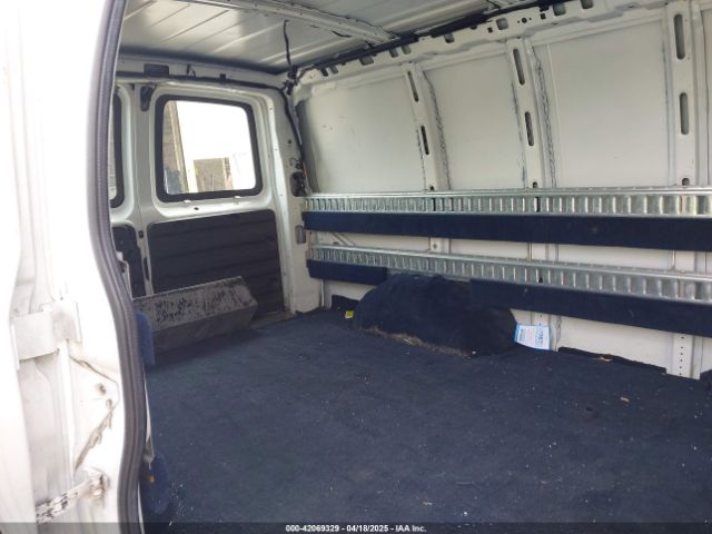 1GCWGAFP6K1369099 Chevrolet Express 2500 Work Van