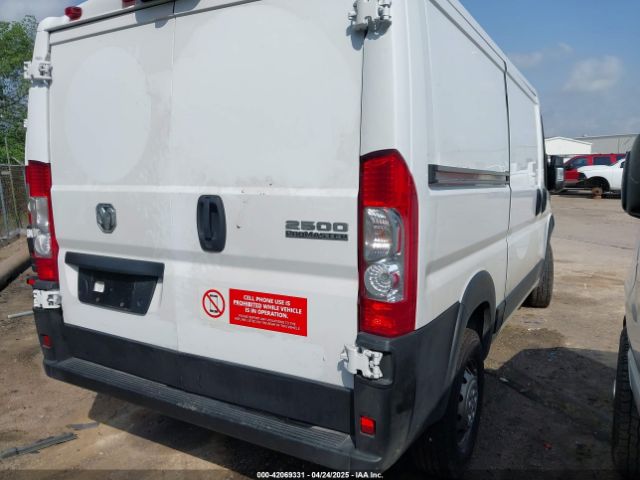 3C6LRVVG2PE596243 RAM Promaster 2500 Low Roof 136 Wb