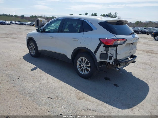 1FMCU9G6XNUA64834 Ford ESCAPE SE
