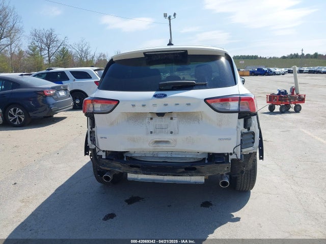 1FMCU9G6XNUA64834 Ford ESCAPE SE