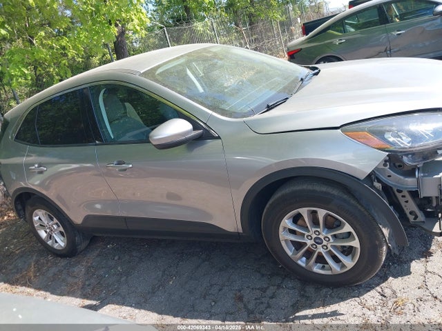 1FMCU9G69MUA37963 Ford ESCAPE SE