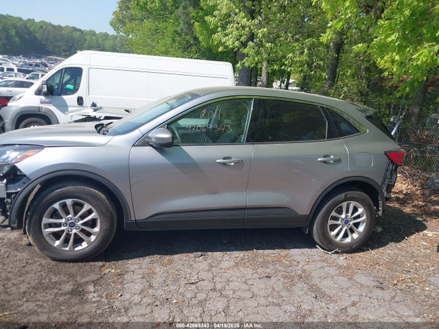 1FMCU9G69MUA37963 Ford ESCAPE SE