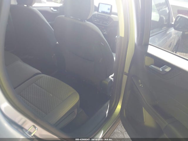 1FMCU9G69MUA37963 Ford ESCAPE SE
