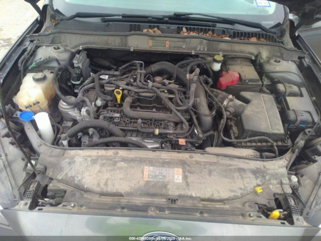 3FA6P0HD8LR230263 Ford FUSION SE