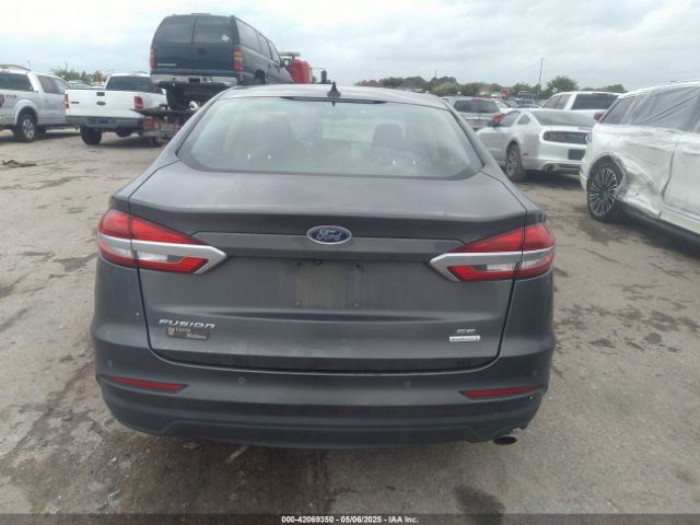 3FA6P0HD8LR230263 Ford FUSION SE