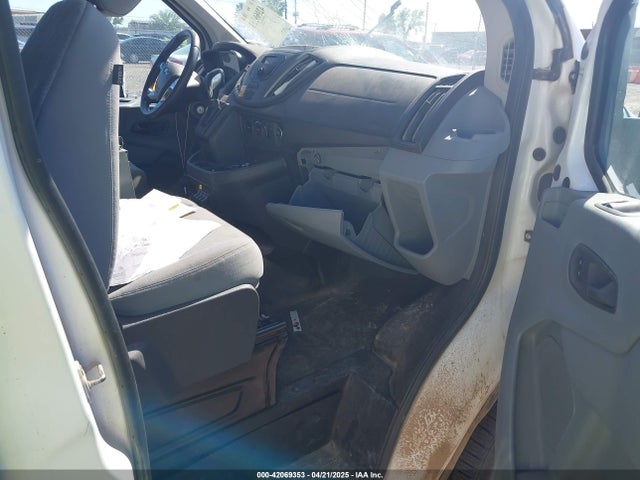 Ford Transit-250 2018 1FTYR2YM9JKB09865 Image 5
