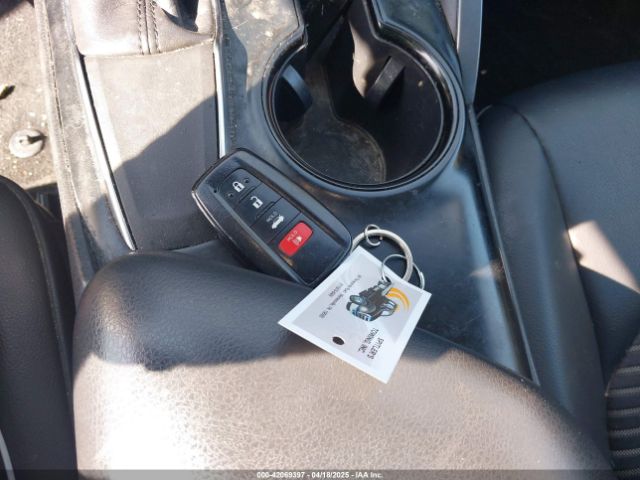 4T1B11HK3KU166599 Toyota CAMRY SE