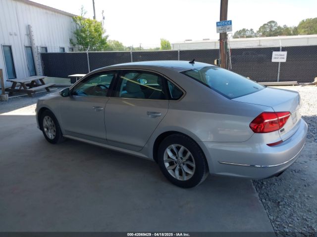 1VWAS7A38GC031521 Volkswagen Passat 1.8t S