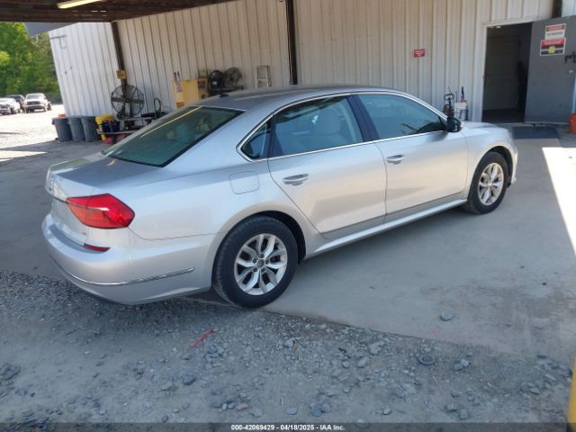 1VWAS7A38GC031521 Volkswagen Passat 1.8t S