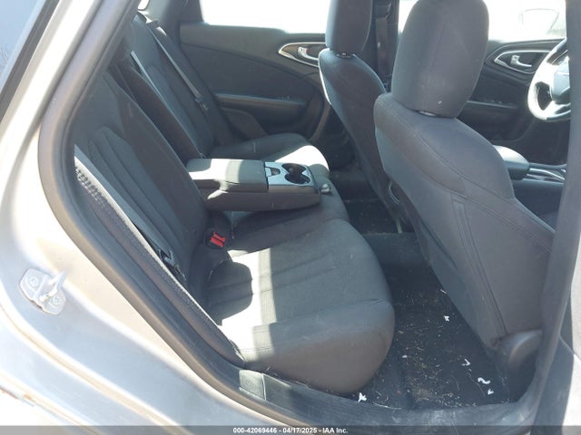 Chrysler 200 Limited 2015 1C3CCCAB7FN728548 Image 8