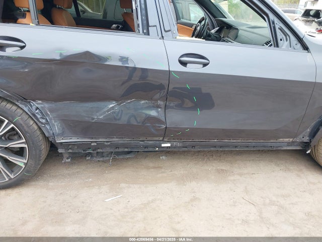 5UXCW2C05L9A00113 BMW X7 Xdrive40i