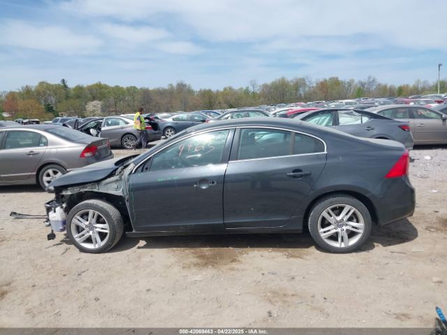 YV1612TB5F1310965 Volvo S60 T5 Premier