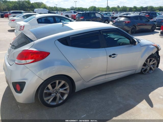 KMHTC6AD5HU310590 Hyundai Veloster