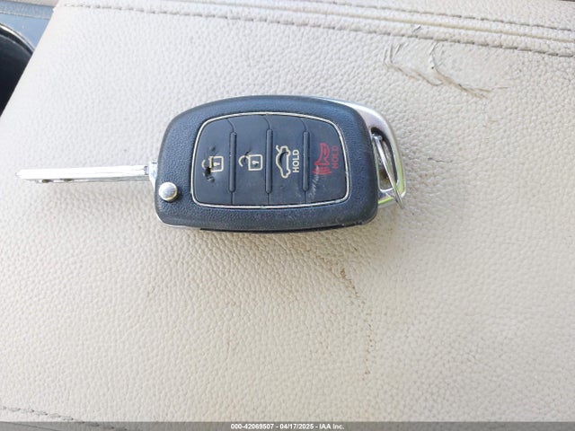5NPE24AF4GH289889 Hyundai SONATA SE