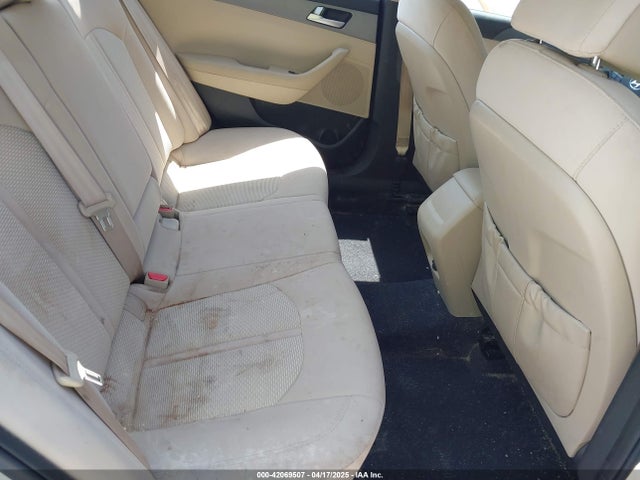 5NPE24AF4GH289889 Hyundai SONATA SE