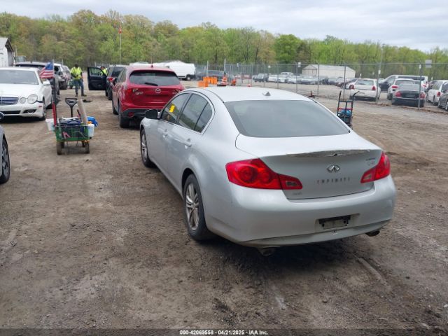 JN1CV6AR9FM520409 Infiniti Q40
