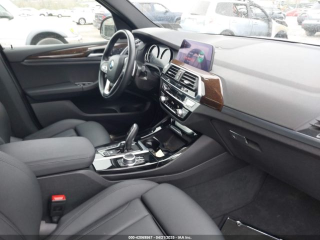 2021 BMW X3 5UXTY5C04M9F93699 Photo 4