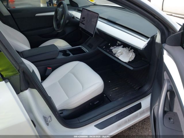 2021 TESLA MODEL 3 5YJ3E1EC0MF082522 Photo 4